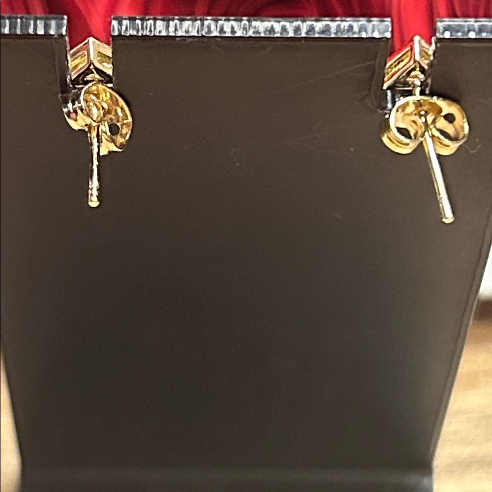 💜Half Off💜14K Gold Plated Stud Earrings NIB - Picture 3 of 4